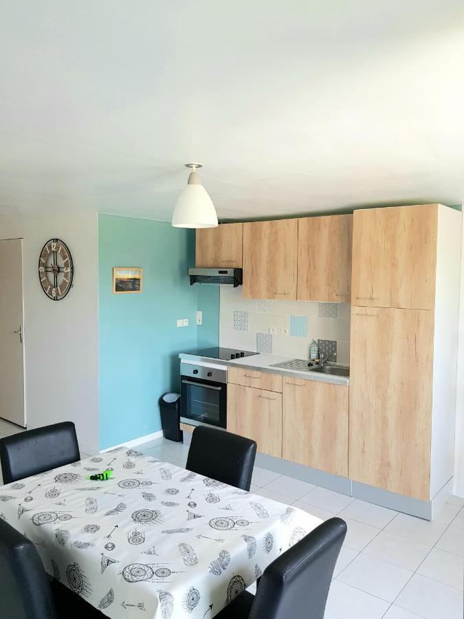 Appartement Independant Dans Maison Au Calme Pugny-Chatenod Dış mekan fotoğraf